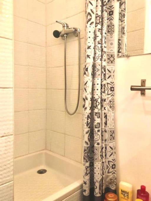 Habitation Cassiopee Apartment Paris Exterior foto